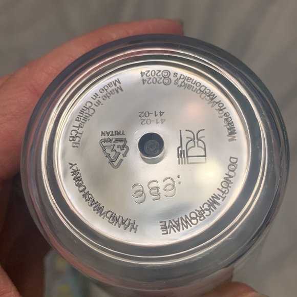 2024 McDonald’s collectors edition cups hello kitty snoopy shrek minions - Picture 3 of 8